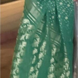 Elegant Green Lace Wedding Dress